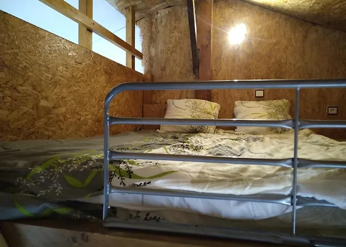 Du Sanglier Chalet Rancennes